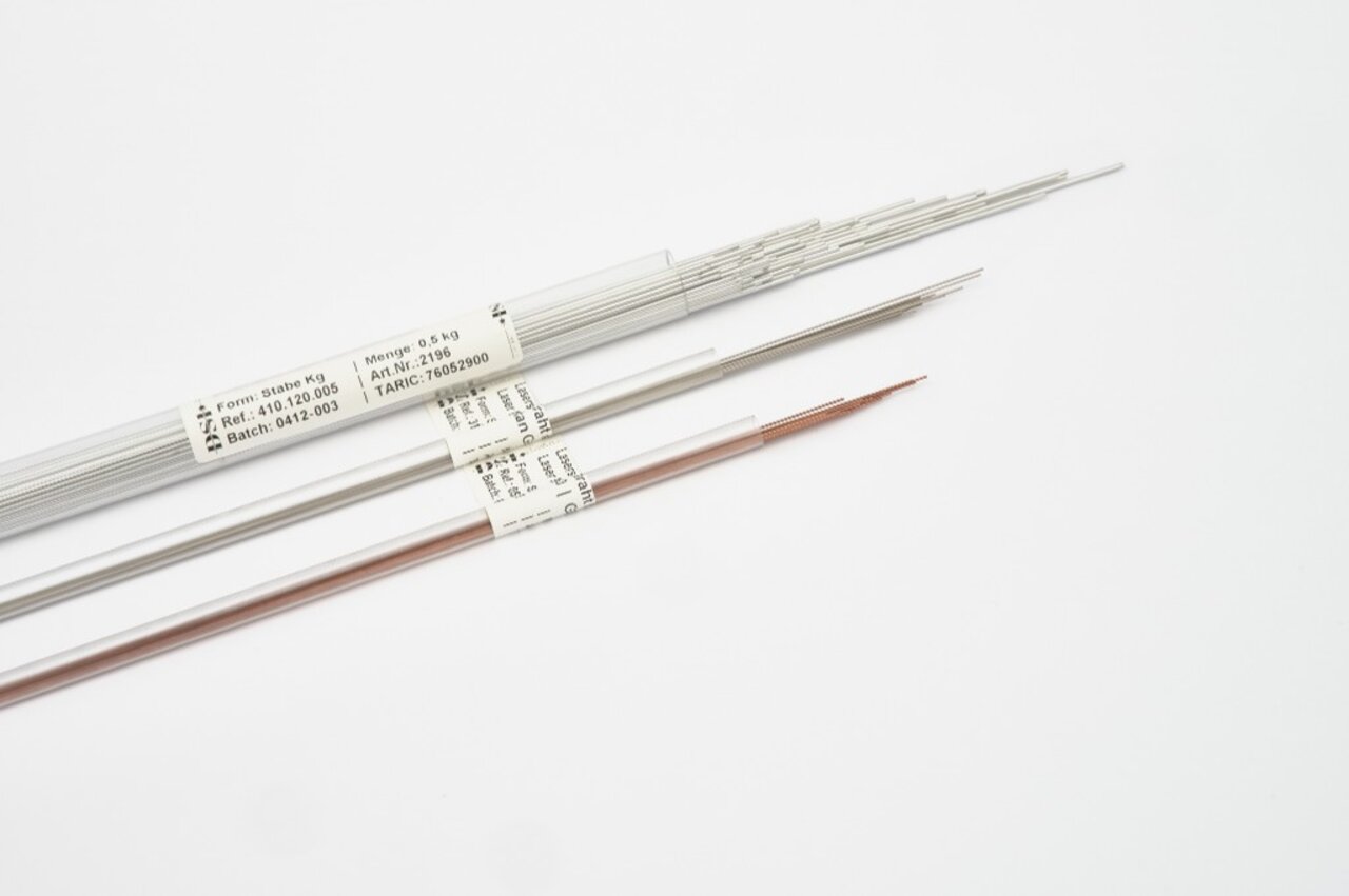 Straightened laser welding rods of different lengths with labels