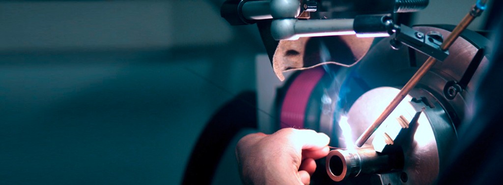 Precise laser welding process with filler material &ndash; DSI Laser Wire